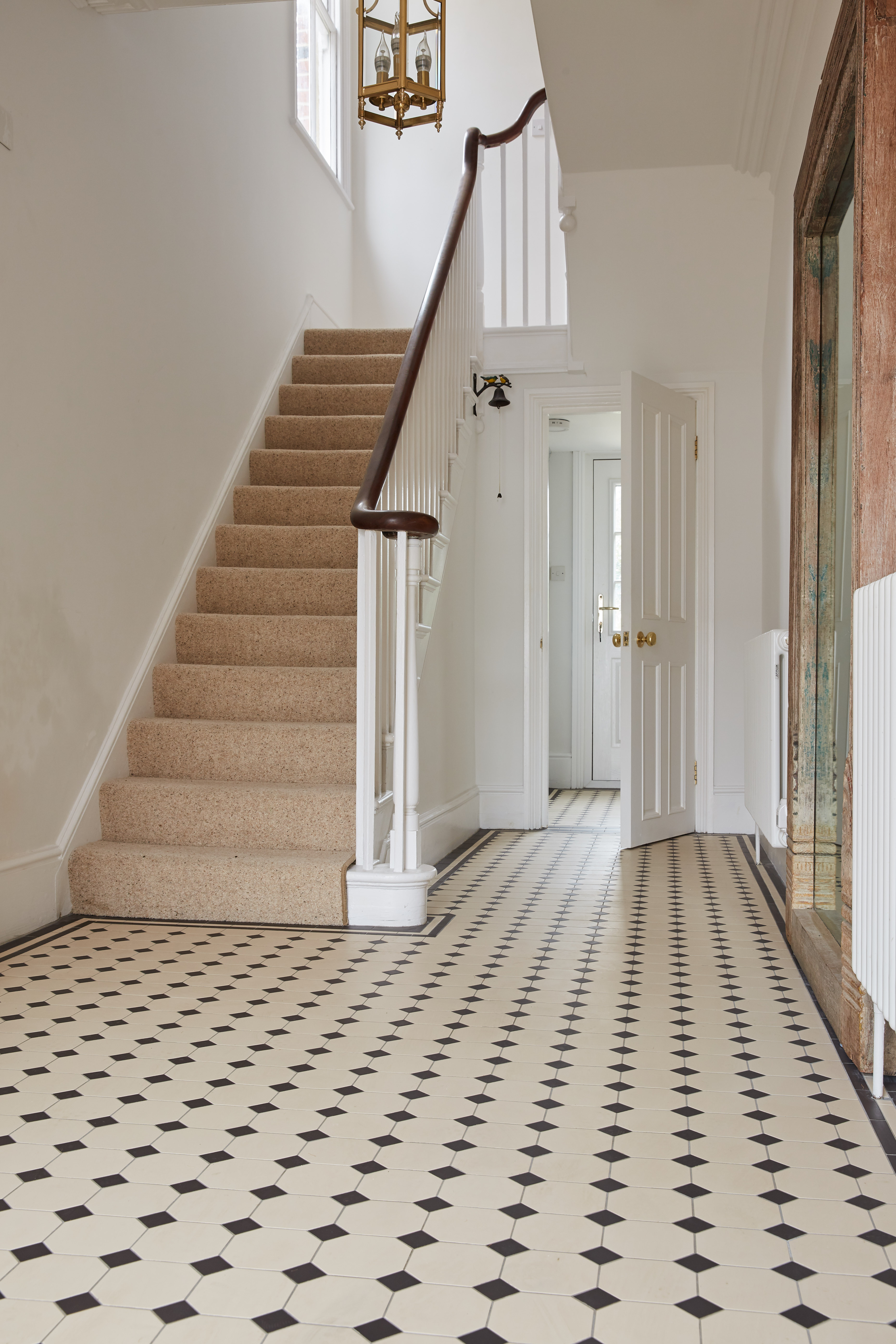 Victorian Floor  Tiles  independent floor  tiling company 